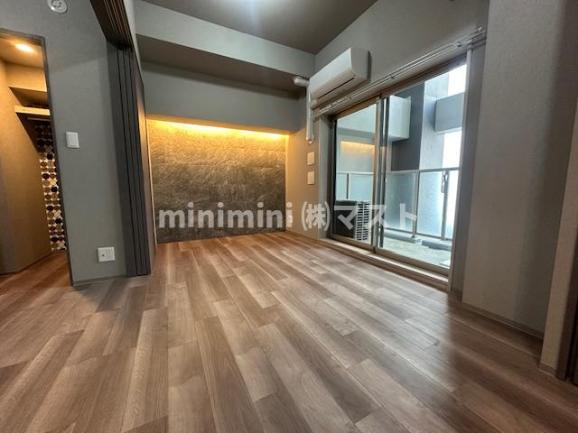 大阪市西区南堀江３丁目の賃貸マンションの居間・リビング