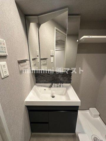大阪市西区南堀江３丁目の賃貸マンションの洗面所