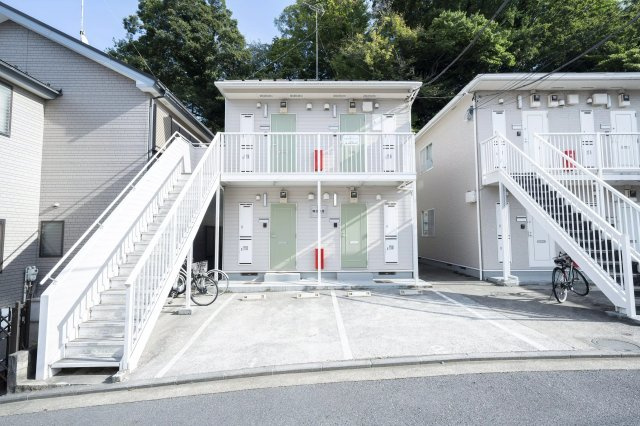 AP652 晴空萬里 102の外観|




