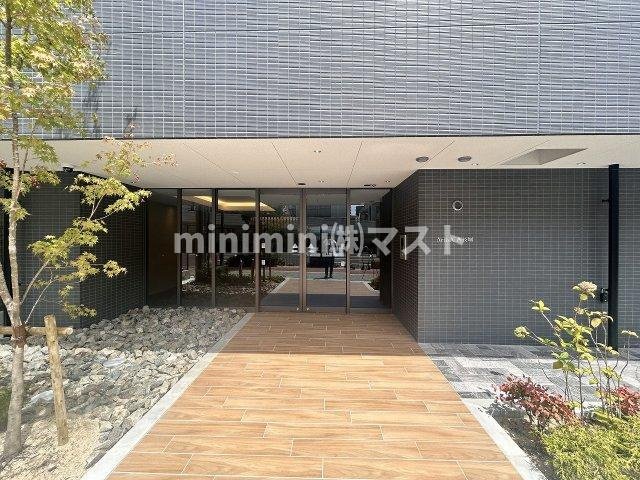 大阪市西区新町３丁目の賃貸マンションのエントランス