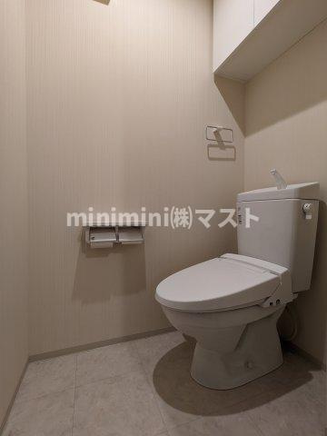 大阪市西区江戸堀３丁目の賃貸マンションのトイレ