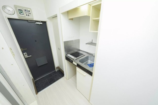 AP637 レオパレス新大塚第1 101のキッチン|



