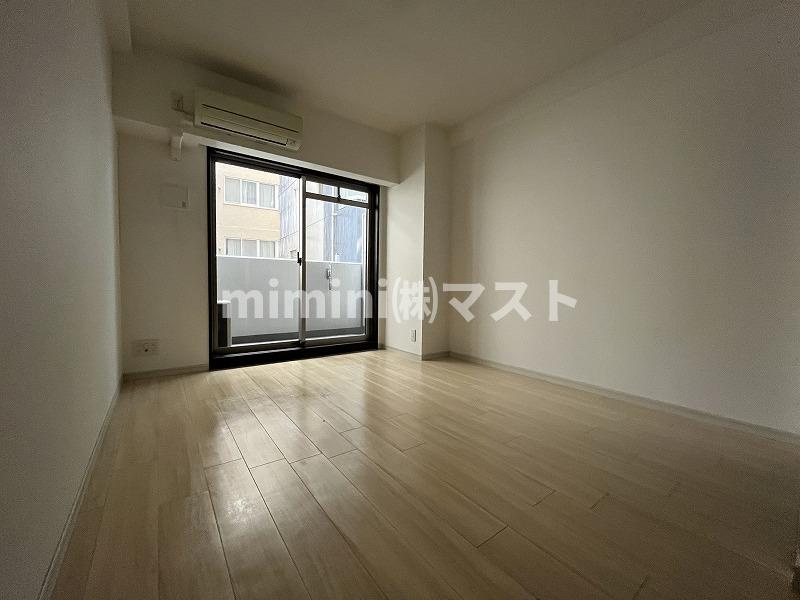 大阪市西区立売堀４丁目の賃貸マンションの居間・リビング