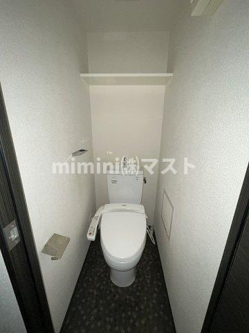大阪市西区立売堀４丁目の賃貸マンションのトイレ