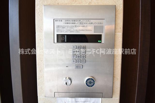 大阪市西区立売堀４丁目の賃貸マンションのセキュリティ
