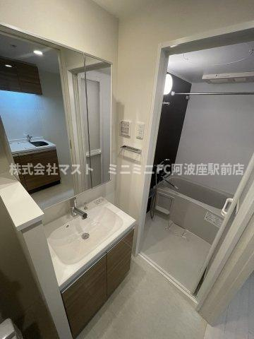 大阪市西区立売堀４丁目の賃貸マンションの洗面所