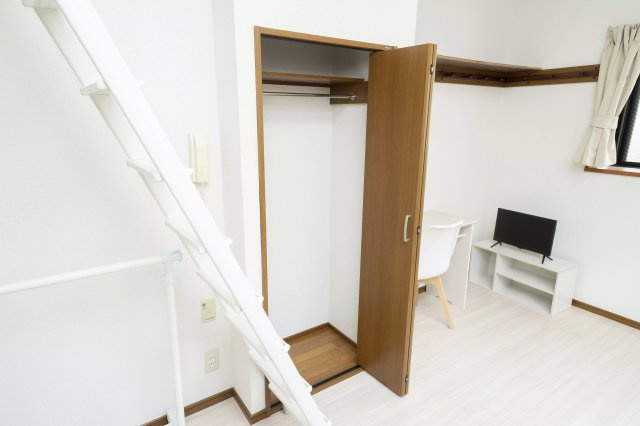 AP715 プレステージ椎名町 101の収納|



