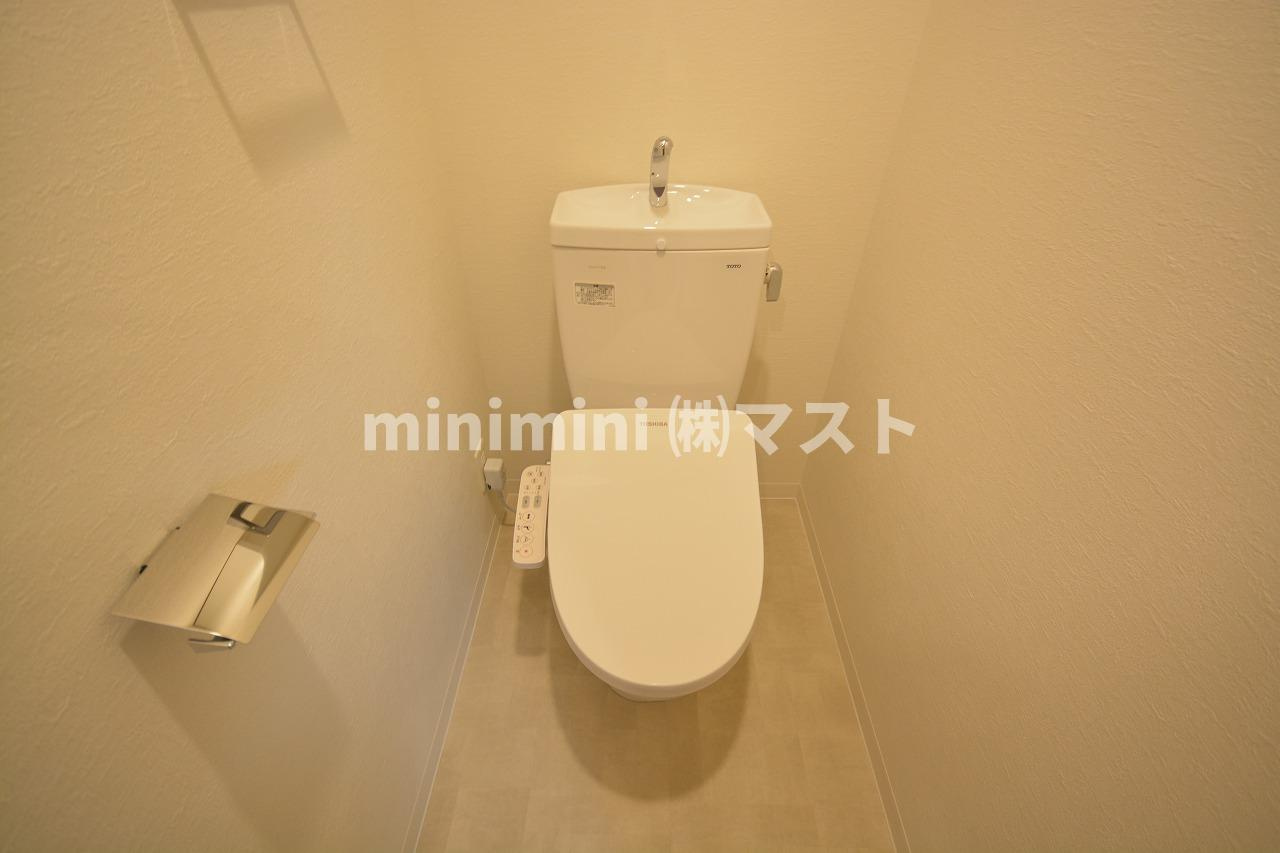 大阪市西区南堀江２丁目の賃貸マンションのトイレ