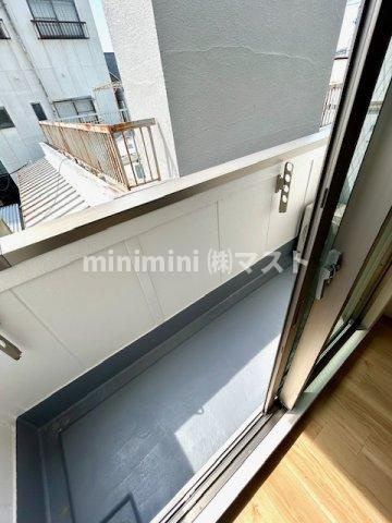 大阪市西区九条３丁目の賃貸マンションのバルコニー