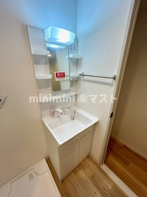 大阪市西区九条３丁目の賃貸マンションの洗面所