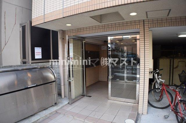 大阪市西区北堀江２丁目の賃貸マンションの外観