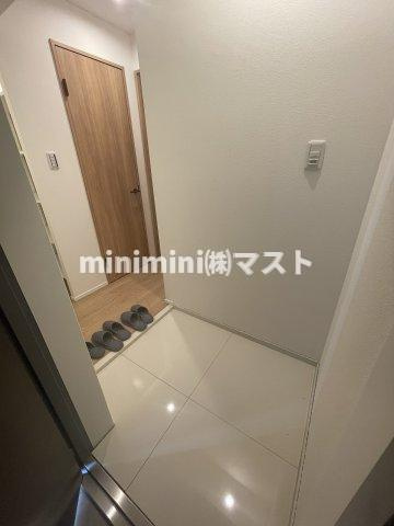 大阪市西区新町４丁目の賃貸マンションの玄関