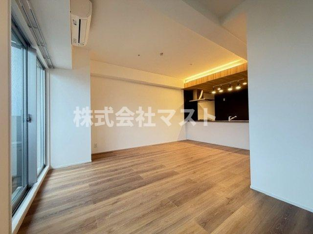 大阪市西区北堀江３丁目の賃貸マンションの居間・リビング