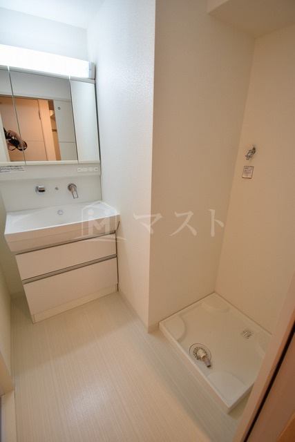 大阪市西区京町堀２丁目の賃貸マンションの洗面所