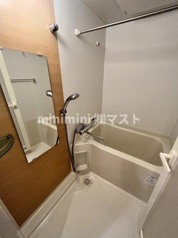 大阪市西区靱本町２丁目の賃貸マンションの浴室|※別号室参考写真