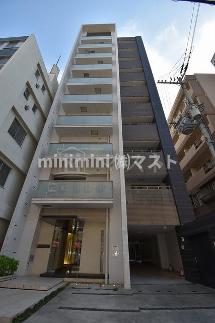 大阪市西区南堀江４丁目の賃貸マンションの外観
