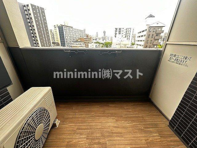 大阪市西区本田２丁目の賃貸マンションのバルコニー