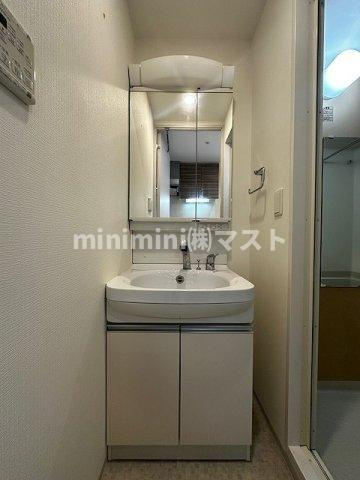 大阪市西区本田２丁目の賃貸マンションの洗面所