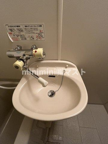 大阪市西区本田４丁目の賃貸マンションの洗面所
