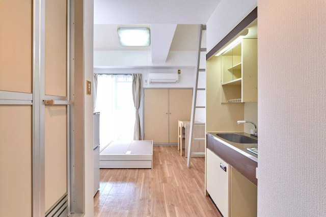 AP452 ロフティ淡路Ⅰ 410のキッチン|



