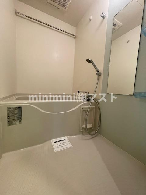 大阪市西区南堀江４丁目の賃貸マンションの浴室