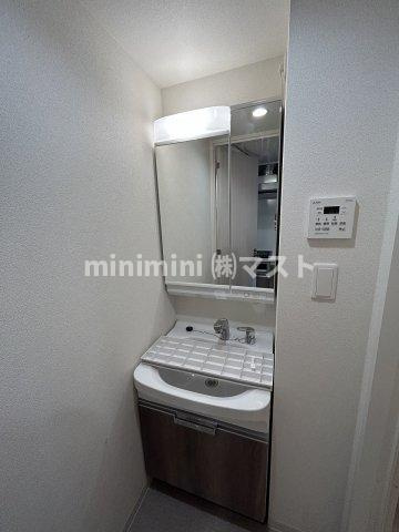 大阪市西区境川２丁目の賃貸マンションの洗面所