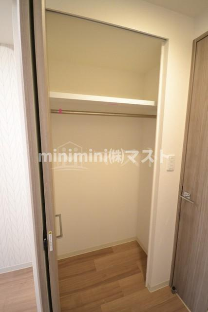 大阪市西区立売堀５丁目の賃貸マンションの収納