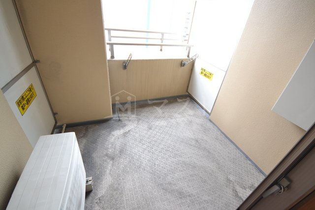 大阪市西区土佐堀１丁目の賃貸マンションのバルコニー