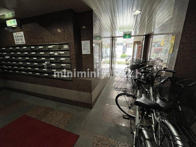 大阪市西区本田１丁目の賃貸マンションのロビー