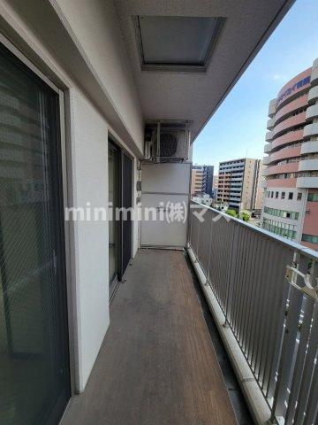 大阪市西区本田１丁目の賃貸マンションのバルコニー