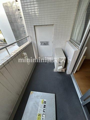大阪市西区靱本町２丁目の賃貸マンションのバルコニー