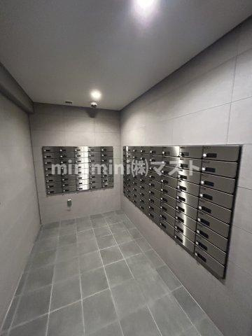 大阪市西区九条南１丁目の賃貸マンションのロビー