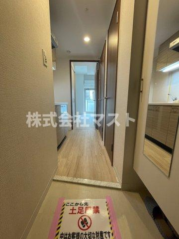 大阪市西区九条１丁目の賃貸マンションの玄関