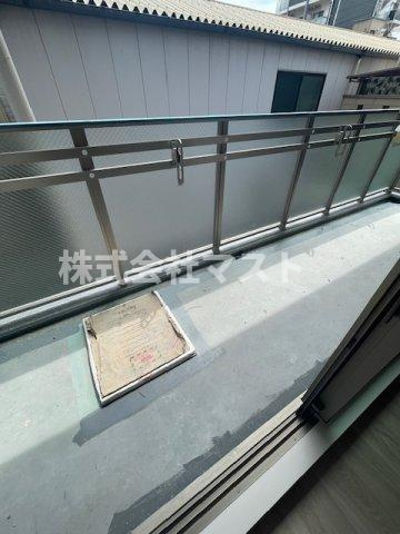 大阪市西区九条１丁目の賃貸マンションのバルコニー