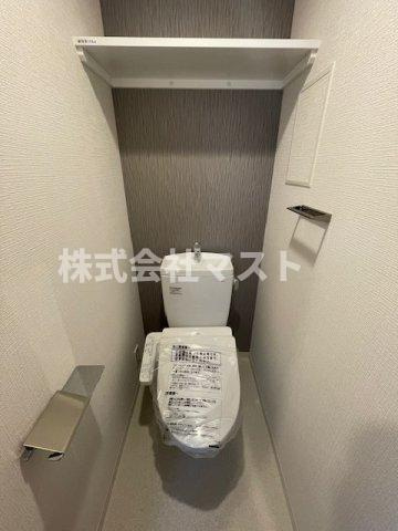 大阪市西区九条１丁目の賃貸マンションのトイレ