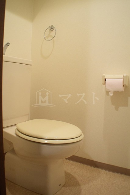 大阪市西区北堀江２丁目の賃貸マンションのトイレ