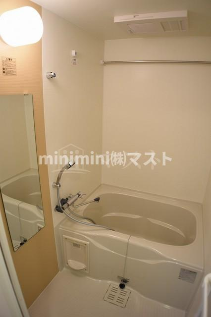 大阪市西区本田２丁目の賃貸マンションの浴室