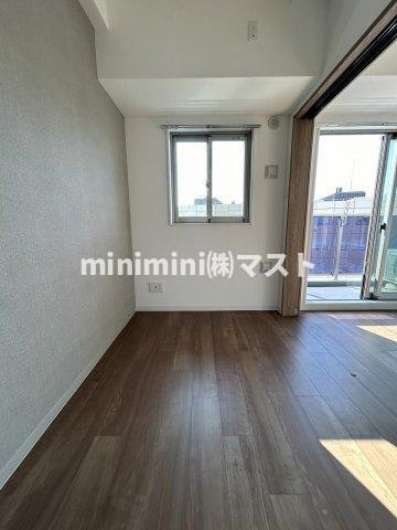 大阪市西区川口４丁目の賃貸マンションの洋室