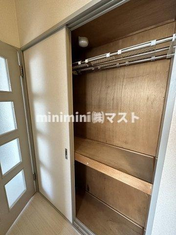 大阪市西区北堀江４丁目の賃貸マンションの収納