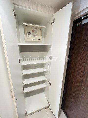 大阪市西区靱本町３丁目の賃貸マンションの収納