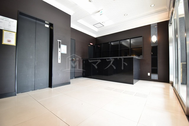 大阪市西区川口１丁目の賃貸マンションのロビー