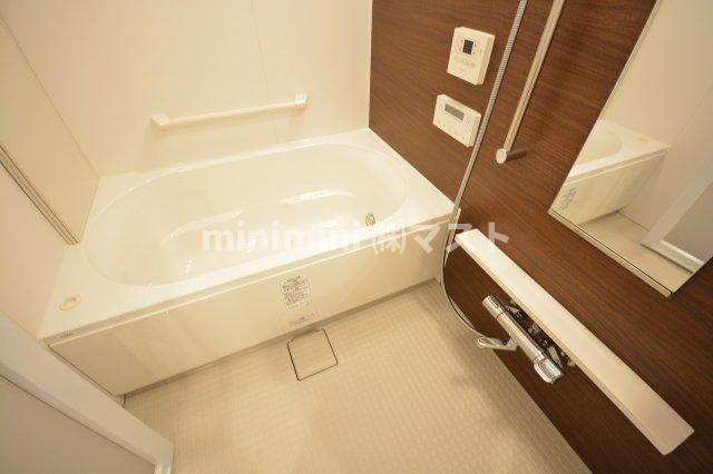大阪市西区新町２丁目の賃貸マンションの浴室|同マンション内・別居室参考写真