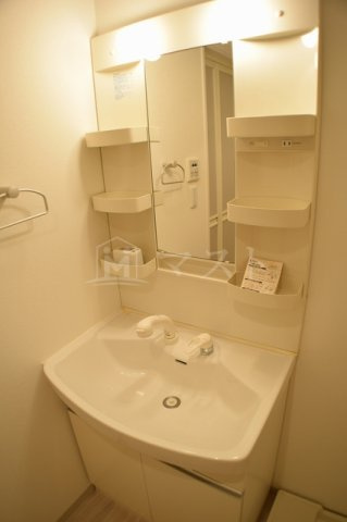 大阪市西区立売堀６丁目の賃貸マンションの洗面所