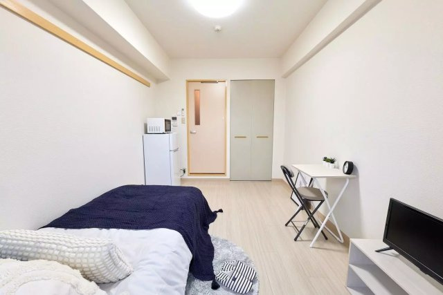AP133 バローレ住之江 604の居間・リビング|




