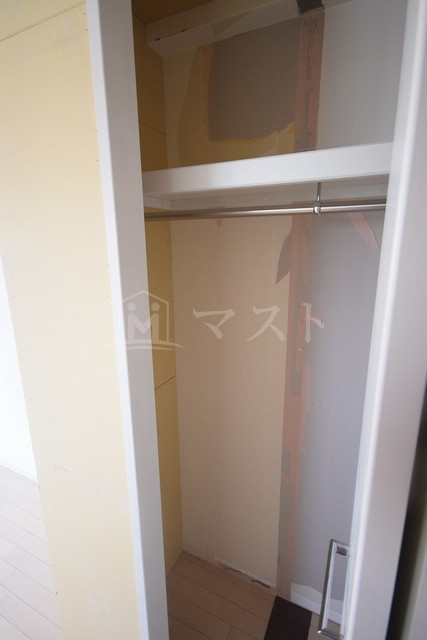 大阪市西区北堀江３丁目の賃貸マンションの収納