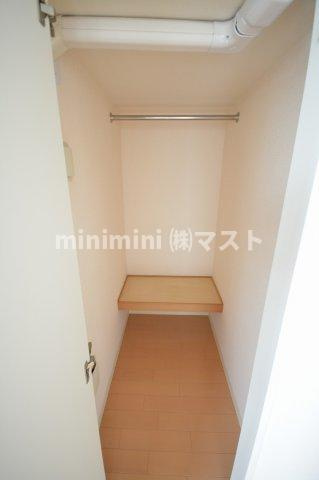 大阪市西区土佐堀３丁目の賃貸マンションの収納