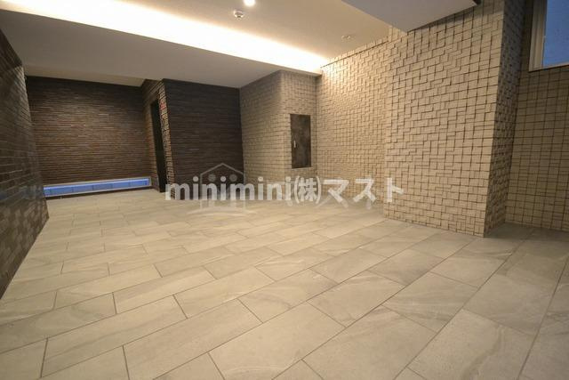 大阪市西区新町１丁目の賃貸マンションの外観