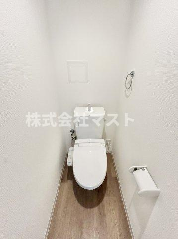 大阪市西区九条３丁目の賃貸マンションのトイレ