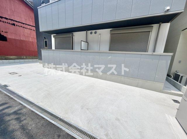 大阪市西区九条３丁目の賃貸マンションの駐車場