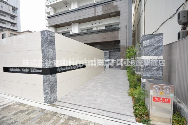 大阪市西区九条１丁目の賃貸マンションのエントランス